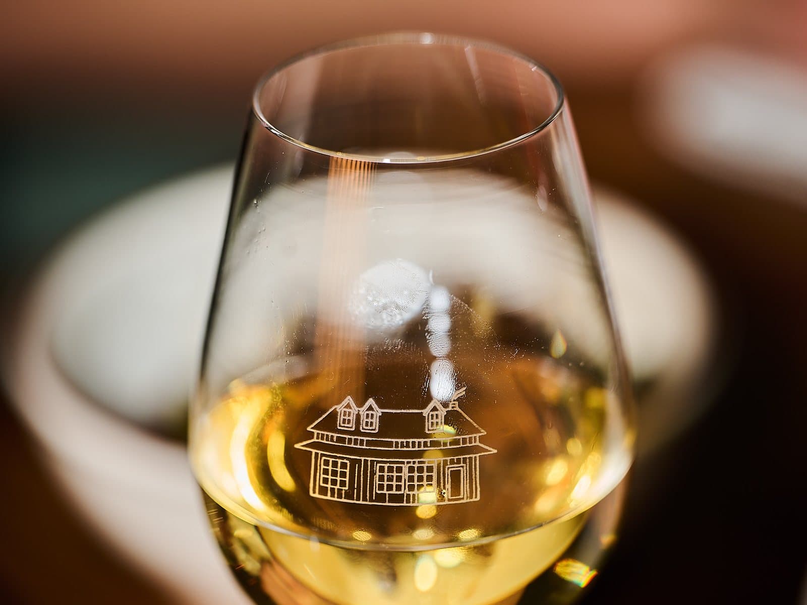 MacTaverne Wine Glass